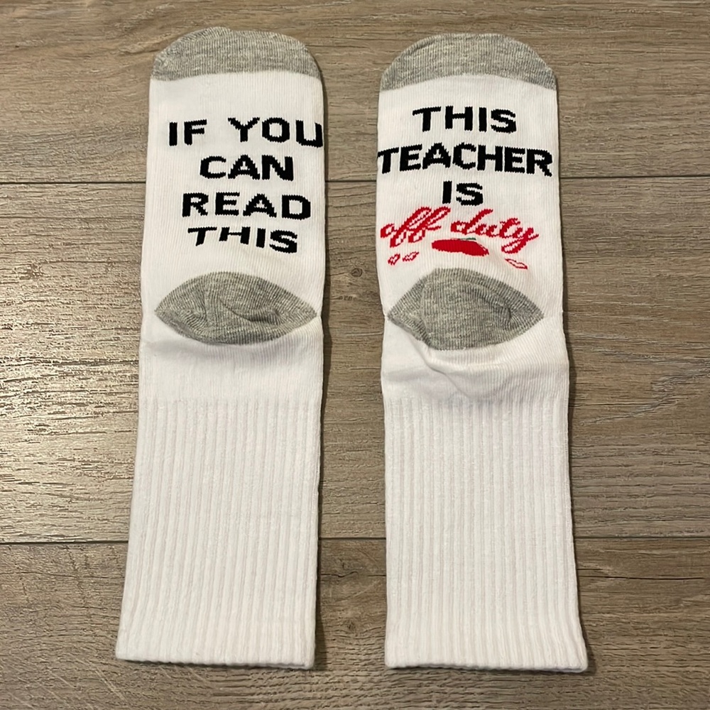 🍎FREE With Bundle - Teacher Socks 🍎